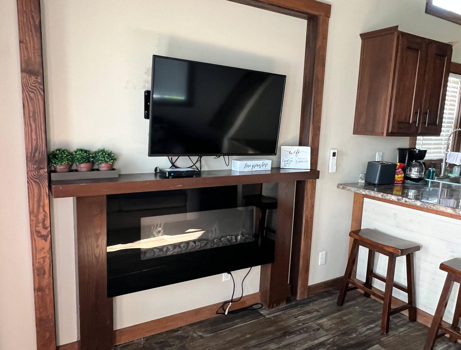 Creekfire Rv Resort Savannah Room photo